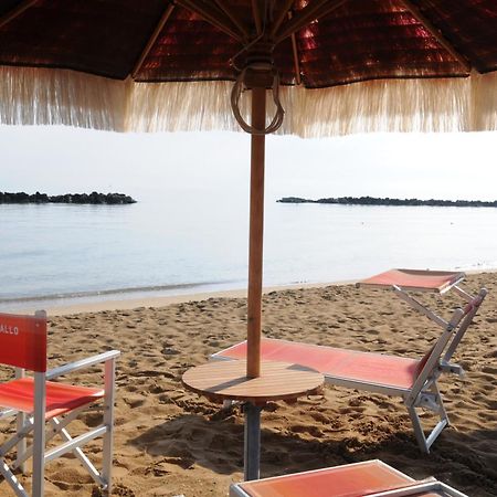 Hotel Corallo Francavilla Al Mare Ngoại thất bức ảnh