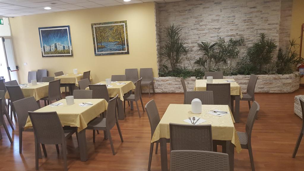 Hotel Corallo Francavilla Al Mare Ngoại thất bức ảnh